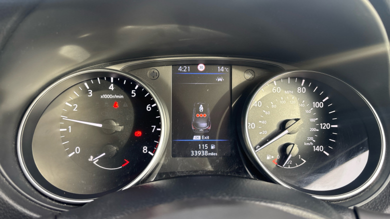 Nissan Qashqai 1.3 DiG-T Tekna 5dr Petrol Hatchback